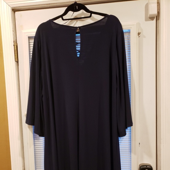 Navy dress - Picture 2 of 3